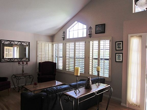 2nd image of 1526 Moonridge Ct