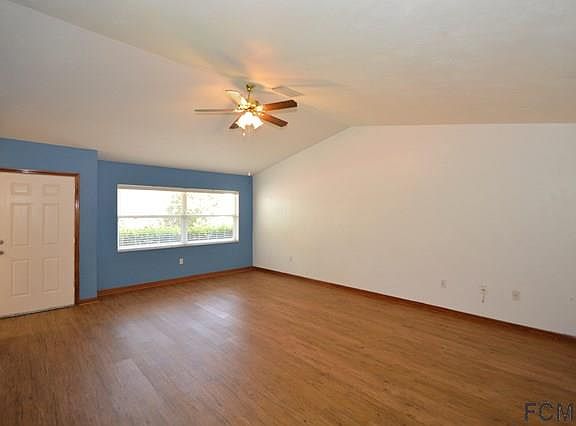 4th image of 9 Ullock Pl #B