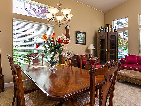 4th image of 1688 Monte Vista Ct