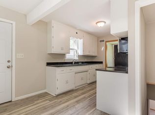 4086 Scheuneman Rd, Gem Lake, MN 55110