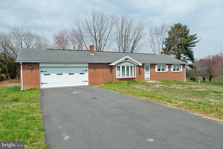 1st image of 2420 Fairview Dr