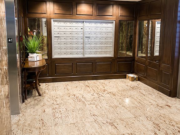 2nd image of 902 Avenue Ponce De Leon Ave #1002