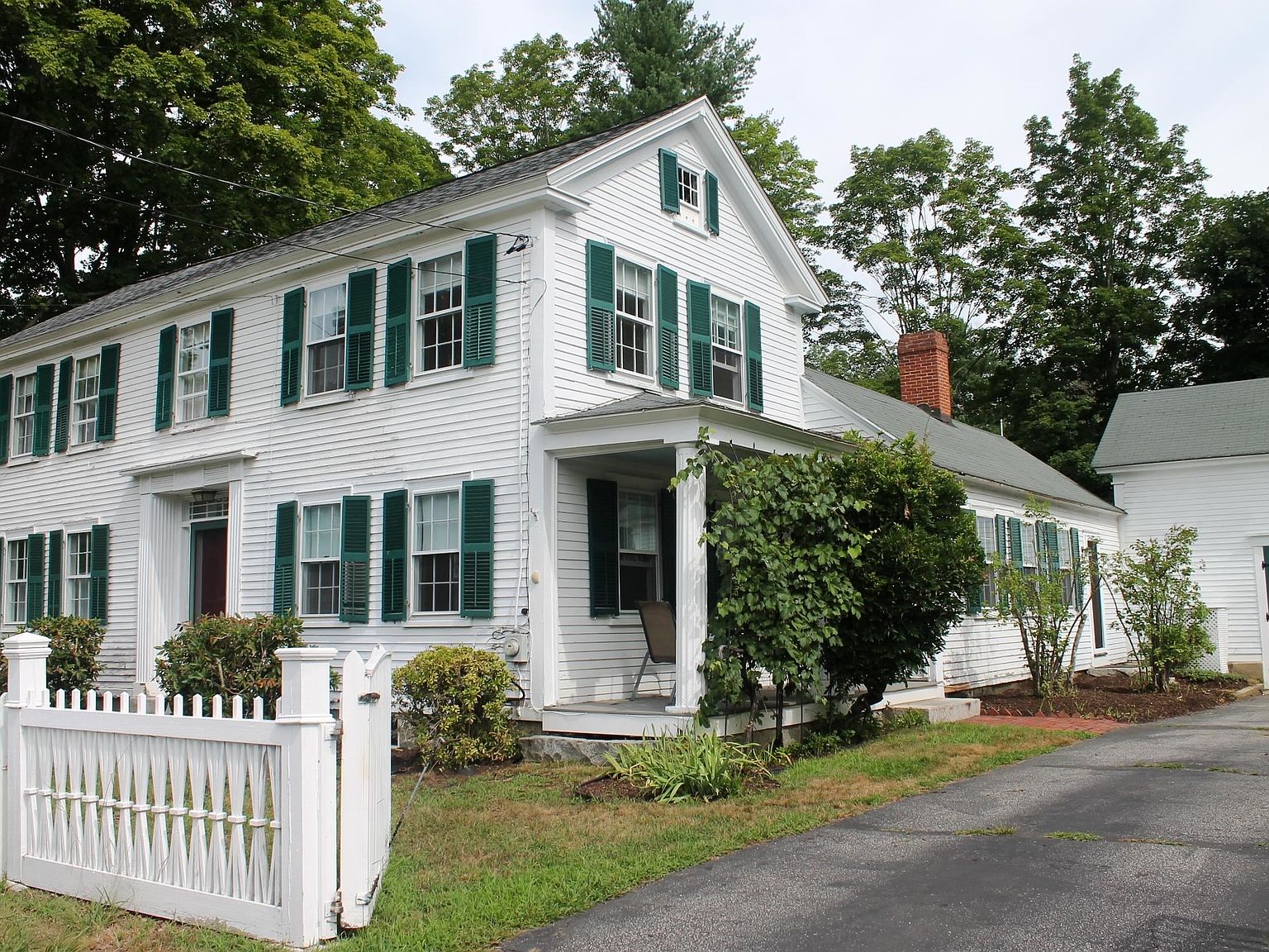 14 Main Street, Raymond, NH 03077 Zillow