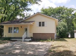 1004 Geneseo St, Storm Lake, IA 50588