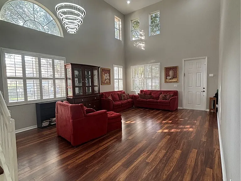 9450 Silver Pine Loop — Photo 3
