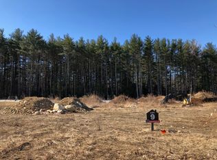 9 Angelica Dr, Westfield, MA 01085