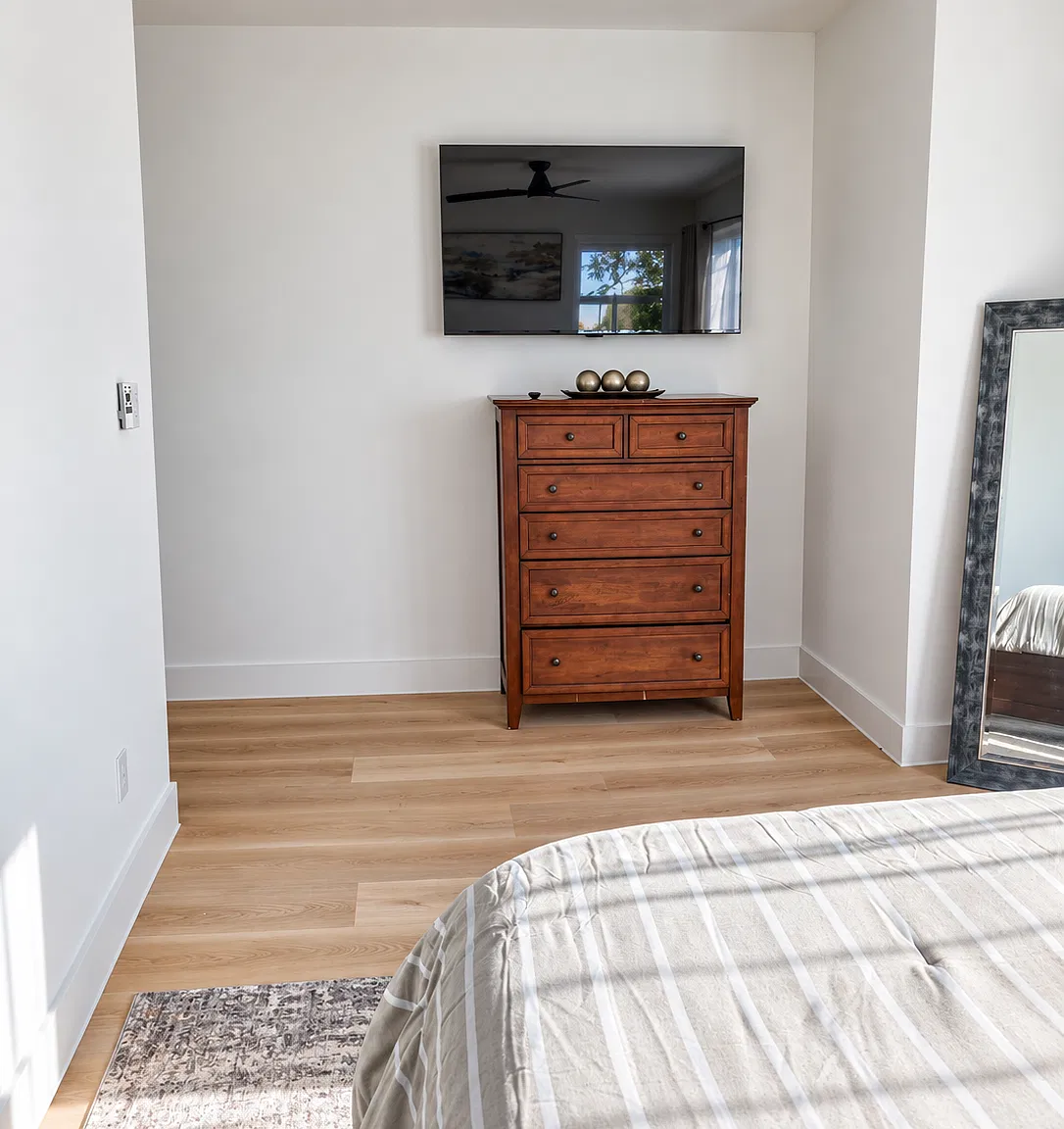 3 bed, 3.5 bath, 1978 sqft, $1,300 — Photo 3