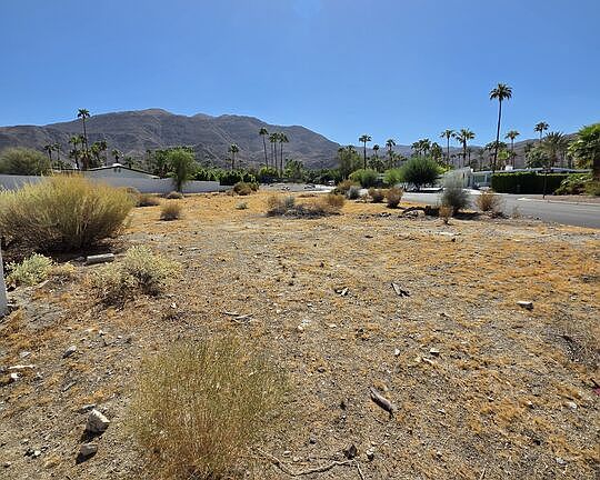 2nd image of 265 Dunes View Rd