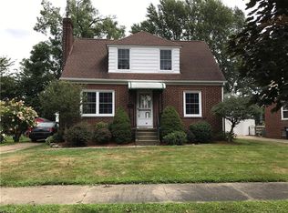 17 Davenport Ave, Akron, OH 44312