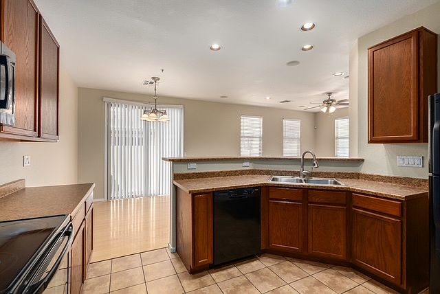 1st image of 3136 E Donner Dr
