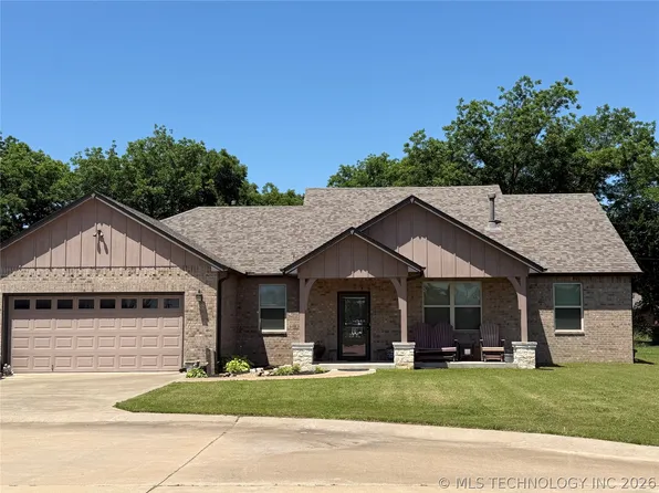 803 Julie Ave, Hominy, OK 74035