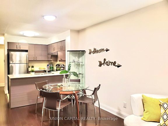 4th image of 1 Uptown Dr #910