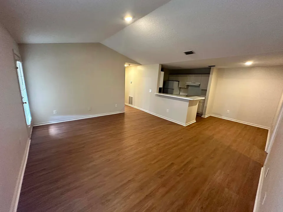 571 Plaza Dr #418-B