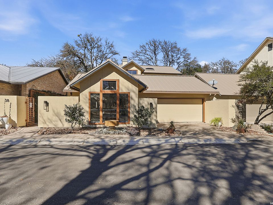 1st image of 38 Oakwell Farms