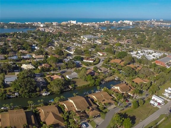 3rd image of 6628 Schooner Bay Cir