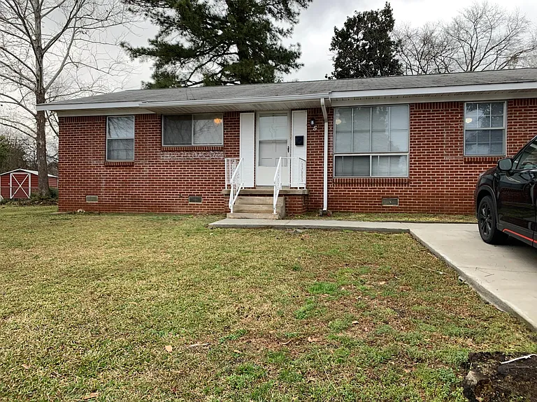 5 Southbrook Cir — Photo 2