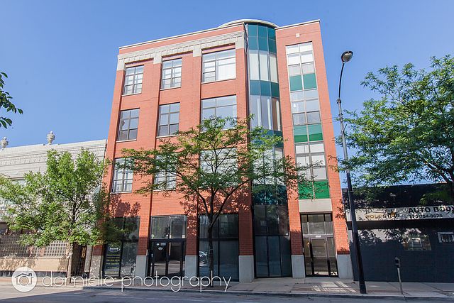 1st image of 4440 N Kedzie Ave Unit 202