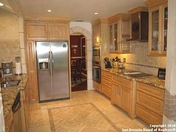 5th image of 3607 Hunters Circle St