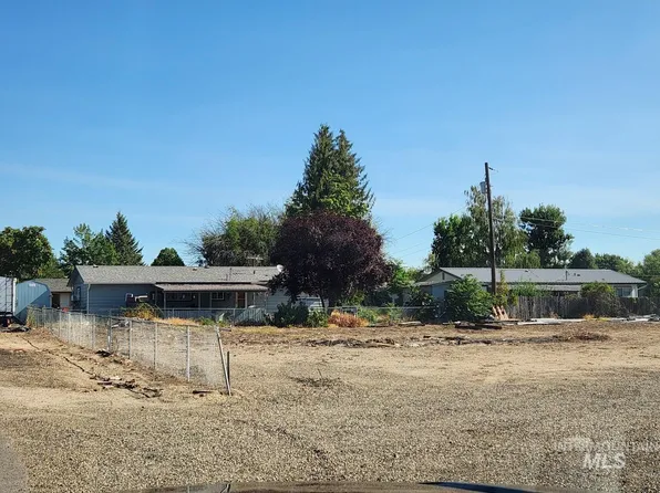 N 2nd St, Payette, ID 83661