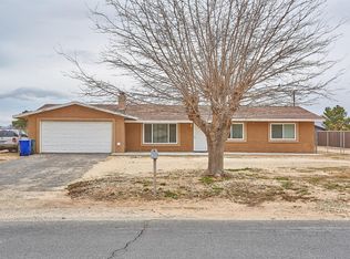 13905 Jicarilla Rd, Apple Valley, CA 92307