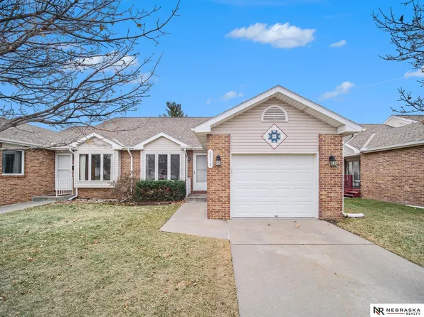 2515 Hollyhock Cir #16, Lincoln, NE 68521