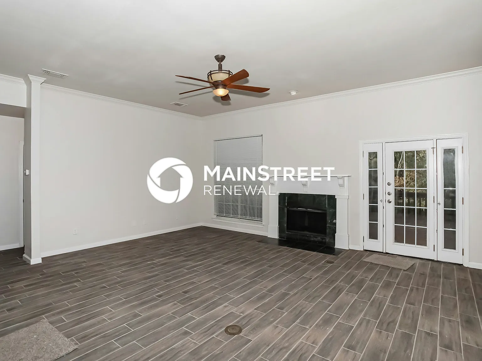 1408 FoxHollow — Photo 2