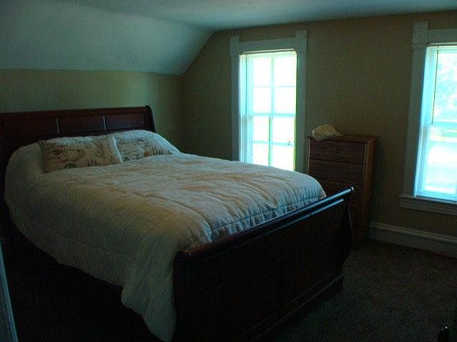 2nd image of 702 Heivly St