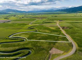 5 Yellow Star Rd, Freedom, WY 83120