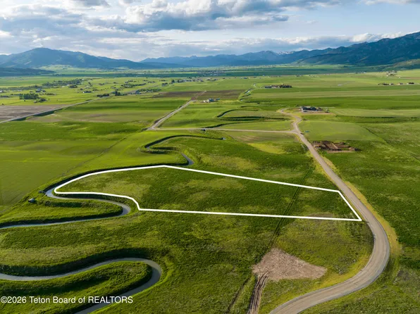 5 Yellow Star Rd, Freedom, WY 83120