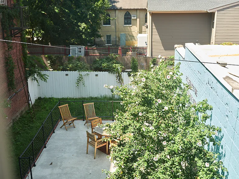 95 Liberty St #2 — Photo 16