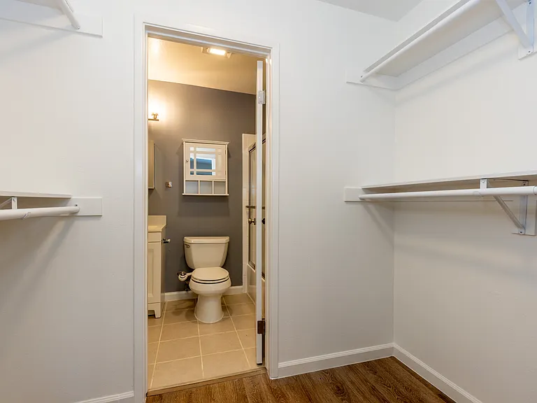 1126 Cherry Ave #40 — Photo 9