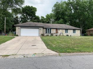 75 S Restin Rd, Greenwood, IN 46142