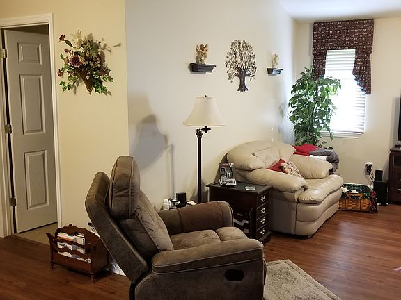 2nd image of 8027 Malone Dr