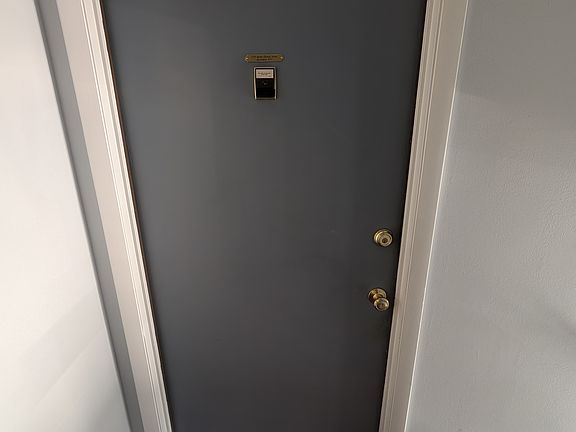 5th image of 509 S Detroit St APT 6