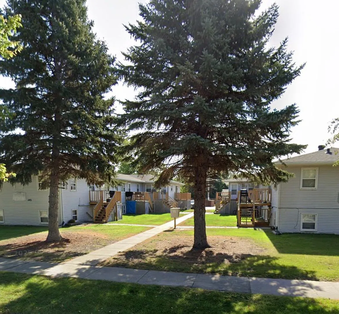 Schott-1107 Campbell Drive — Photo 2