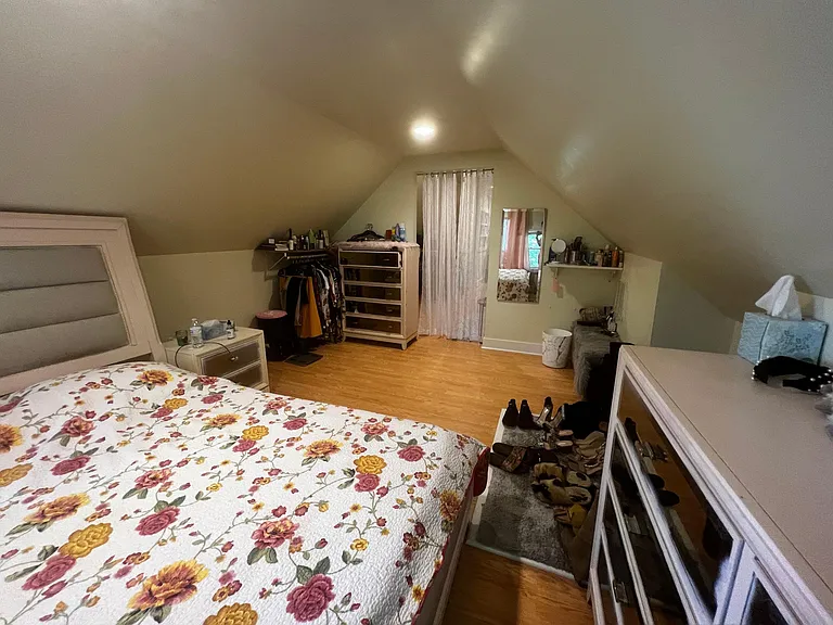 35 Manitou Ave #3 — Photo 6