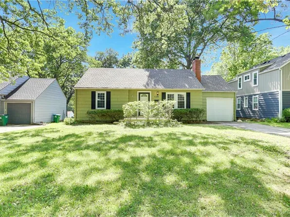 5408 Birch St, Roeland Park, KS 66205