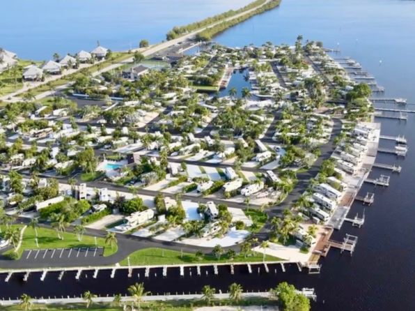 150 Smallwood Dr #26, Chokoloskee, FL 34138