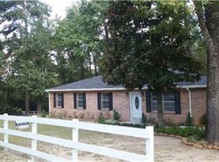 51 W Acorn Dr, Oakhurst, TX 77359