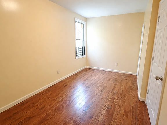 5th image of 85 Littleton Ave #C