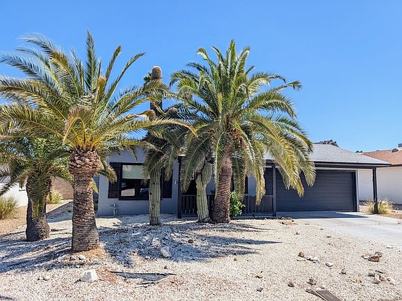 2nd image of 2327 E Paradise Dr