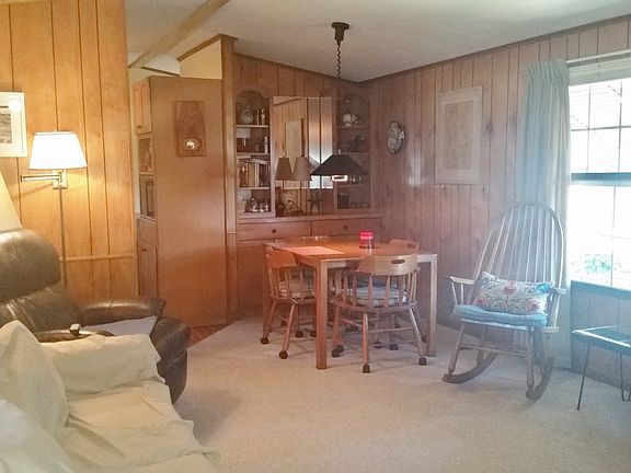 3rd image of 115 Park Ln