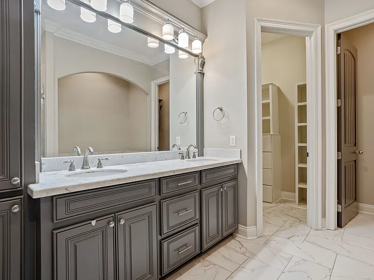 5807 Willow Breeze Dr — Photo 8