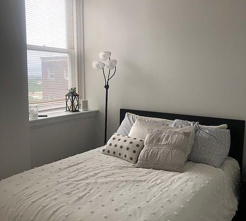 5th image of 3301 Henry Ave #506