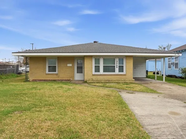 3206 Hodges St, Lake Charles, LA 70601