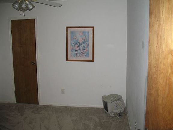 5th image of 7311 Woodland West Dr