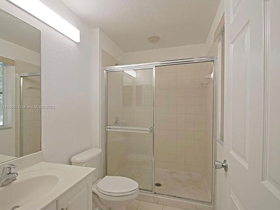 4th image of 6030 SW 19th Place