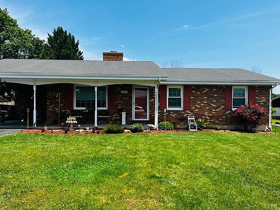 3rd image of 2915 Tully Dr