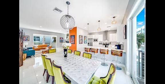 2nd image of 1323 Ocean Boulevard #1323