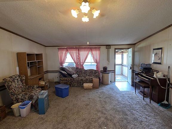 2nd image of 411 Lunbeck Rd